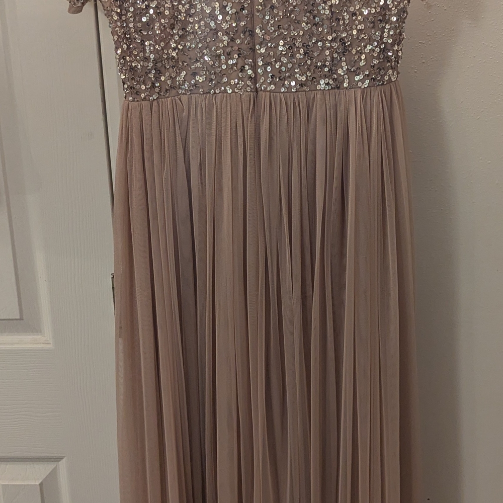 ASOS Maternity Sequin Top Maxi Dress in Gold and Tan - Picture 7 of 11